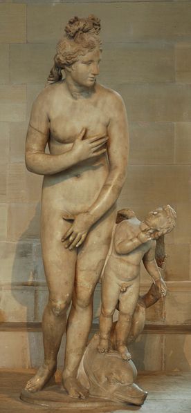 『アフロディテとエロス』　身長192cm 幅78cm 奥行き67cm　ローマ帝国時代（160年頃）　ルーヴル美術館蔵